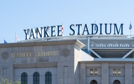 AL East and NL East Division Betting Odds: Yankees and Mets Each Stumble
