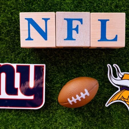 New York Giants at Minnesota Vikings NFL Wild Card Preview with Betting Odds